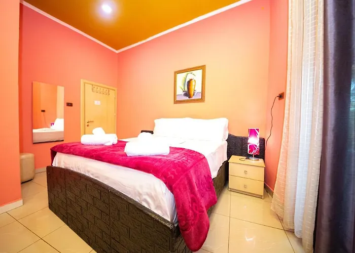 Center Elite ティラナ