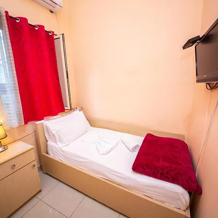 Center Elite Hotel 2*
